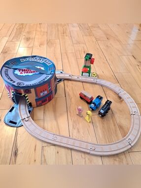 WORKING HARD STEAMIES & DIESELS SET!  DIESELWORKS!  Thomas Train Wooden Railway